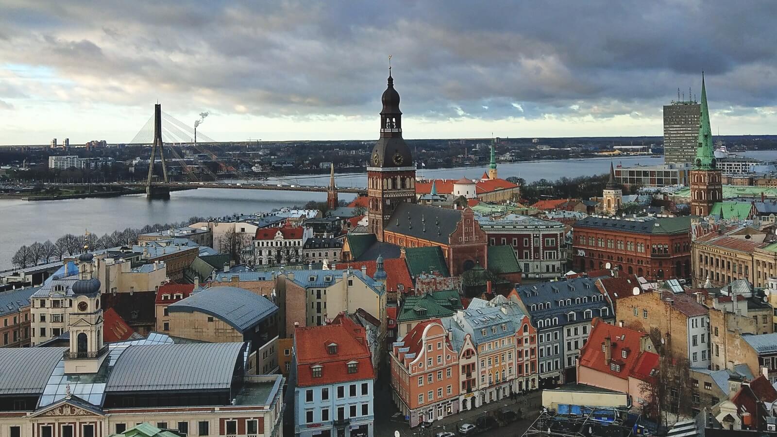 RYGA NIE TAKA TANIA…