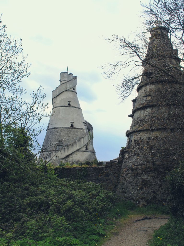 Wonderful Barn, tajemnicza wieża z Irlandii.