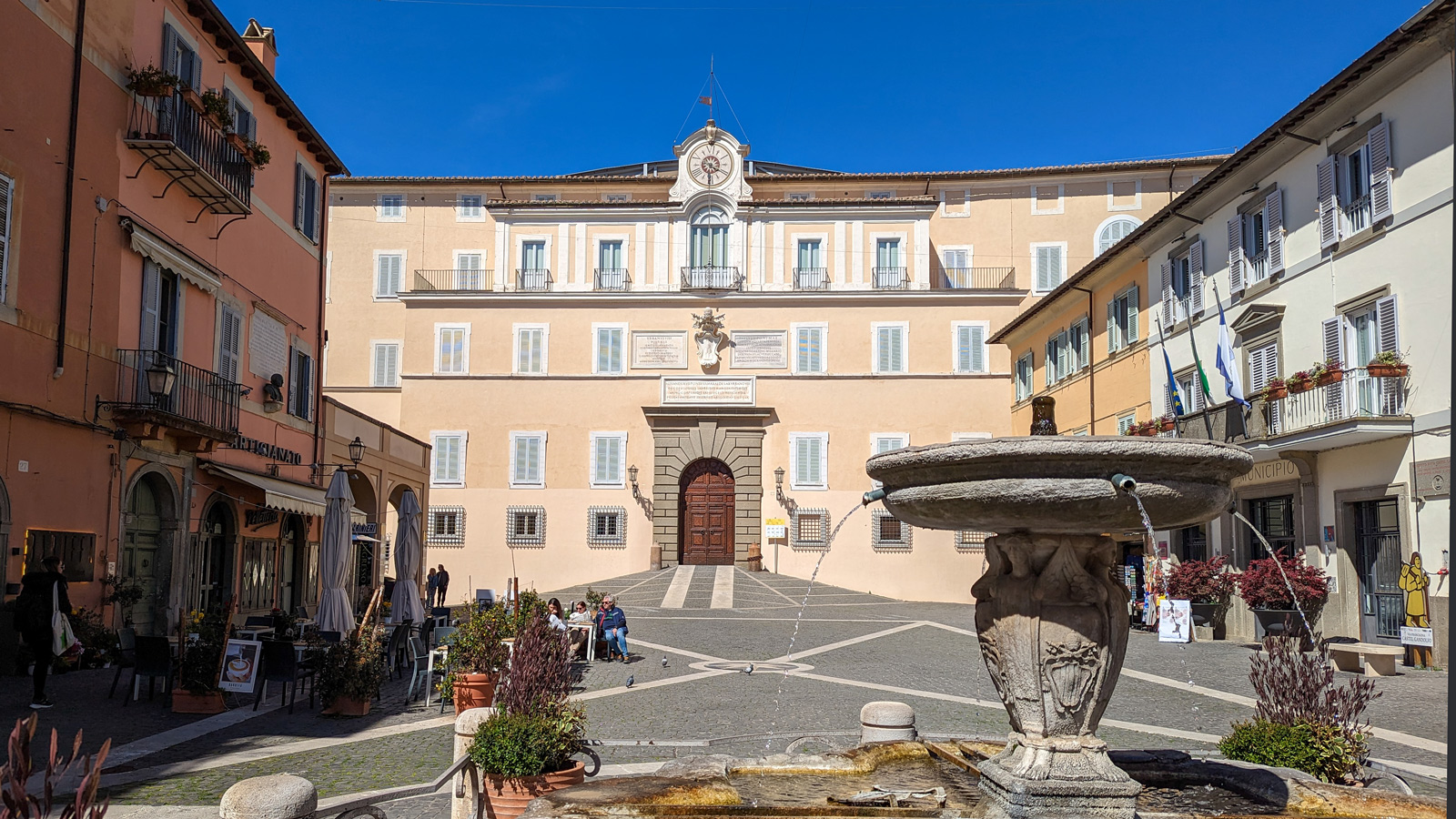 LETNIA REZYDENCJA PAPIEŻY W CASTEL GANDOLFO